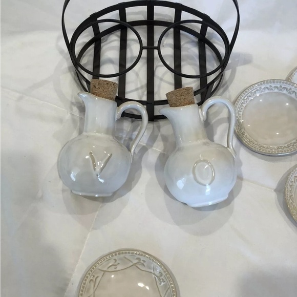 Set of Pottery Barn Oil & Vinegar Cruets, 4 Dipping Plates and Metal Caddy - Picture 7 of 13